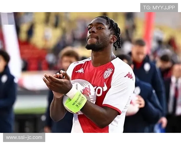 切尔西后卫迪萨西成巴萨冬窗目标，经济难题成转会障碍